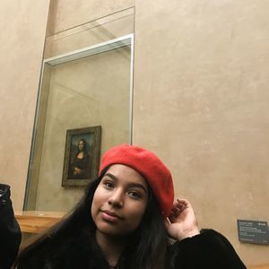 Meet your Posher, Adriana